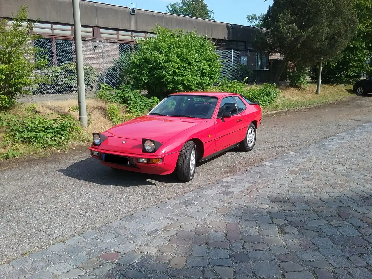 Porsche 924 S, foto 1