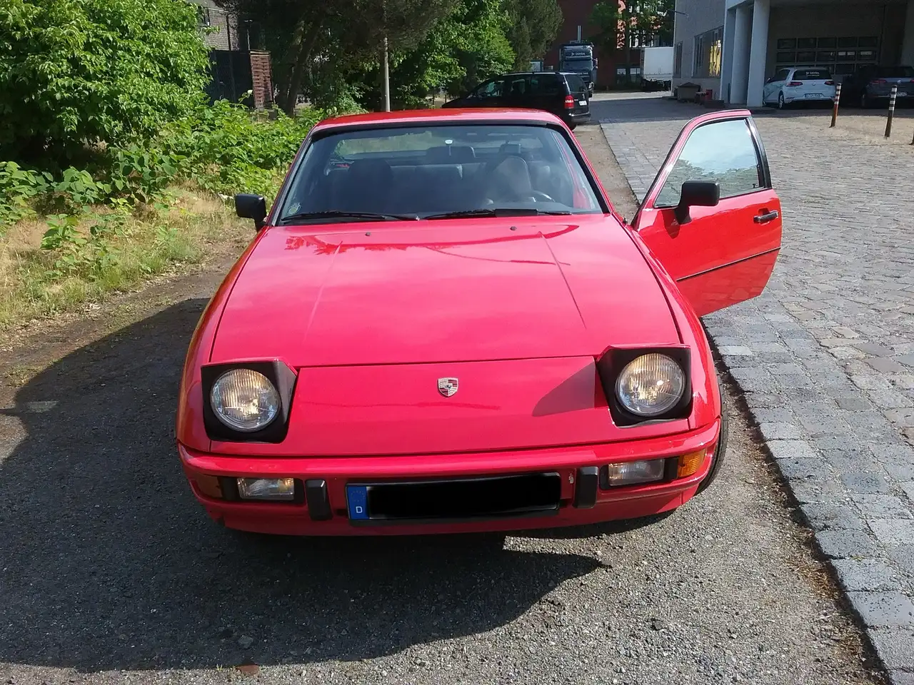 Porsche 924 S, foto 2