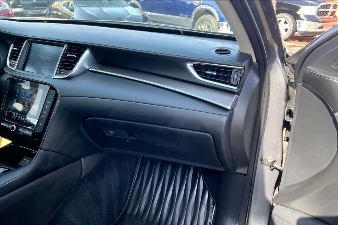 Infiniti QX50 снимка Infiniti QX50