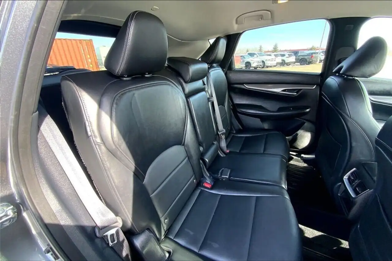 Infiniti QX50 снимка Infiniti QX50