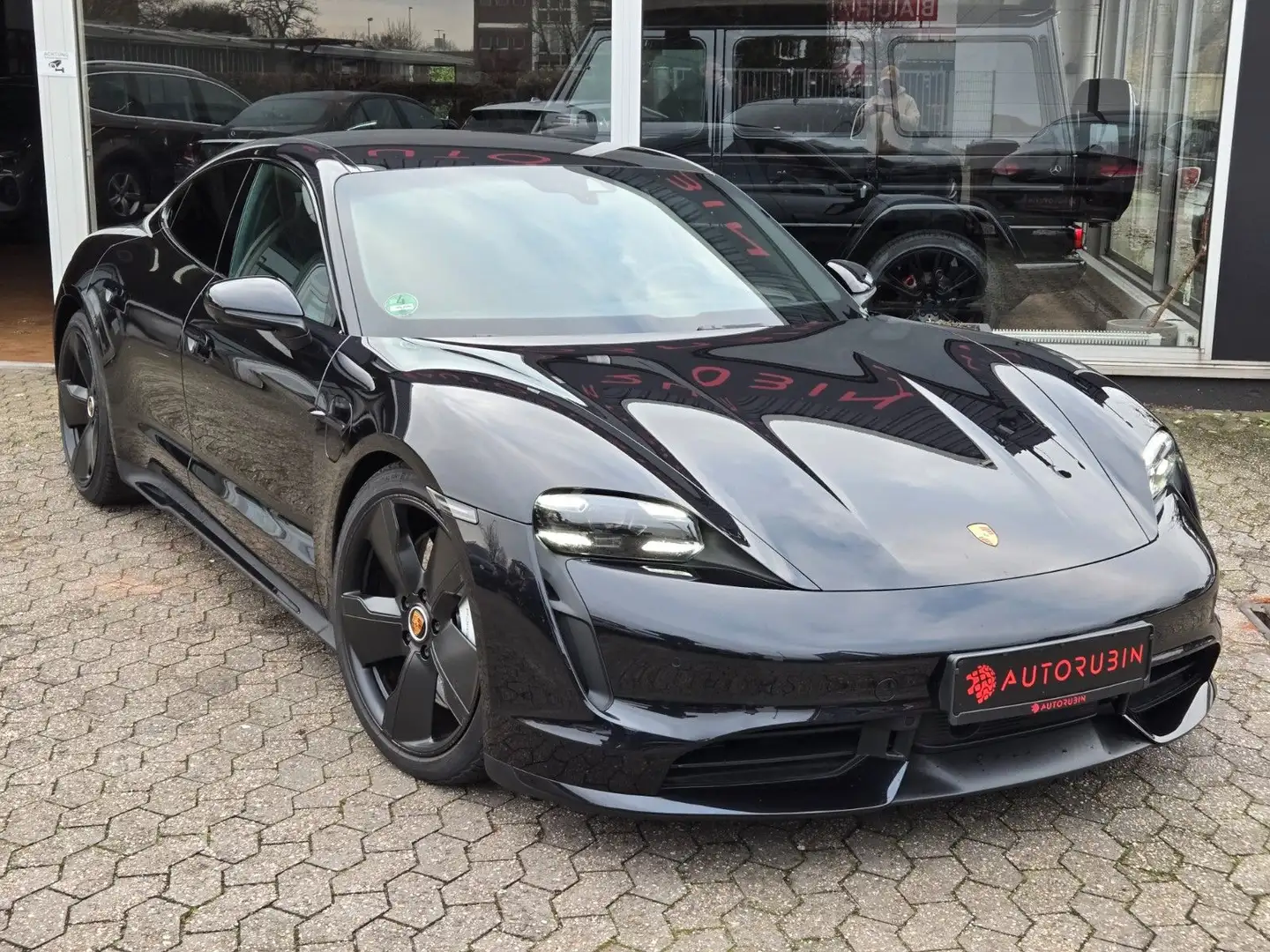 Porsche Taycan Turbo PSCB/SOUND/VIERRAD/DISPLAY/PANO Schwarz - 2