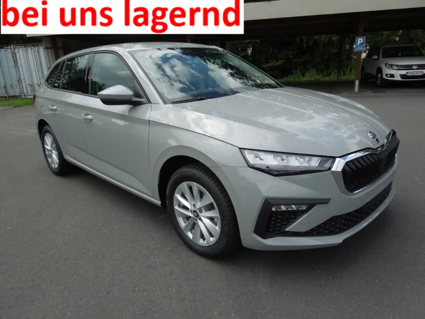 Skoda Scala 1.5TSI Selection/AHK/LED/Sitzheizung/Kamera Grau - 1