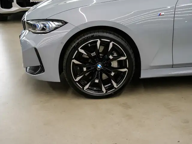 BMW M view 7