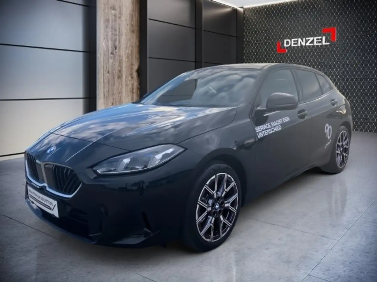 BMW 120 5-Türer F70 B38 Schwarz - 1