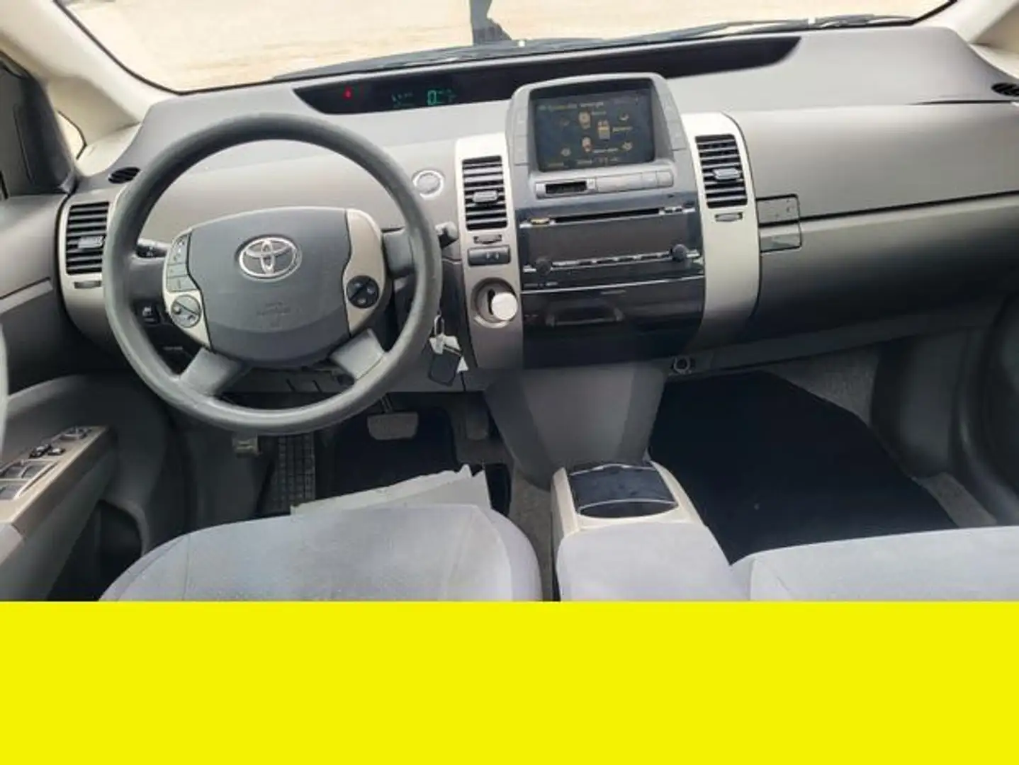 Toyota Prius - 1