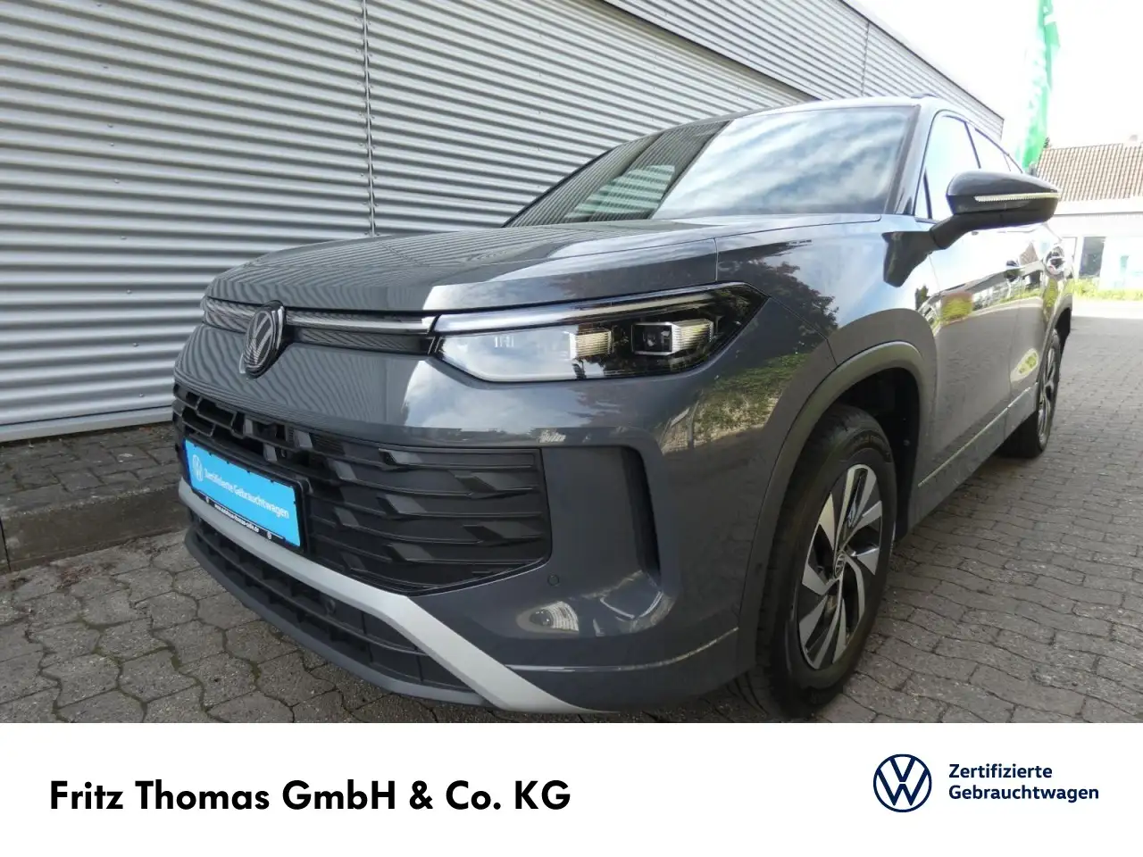 Volkswagen Tayron Life Tayron 2.0 TDI DSG Life LED Navi AHK SHZ 7-Sitzer — photo 1 of 14