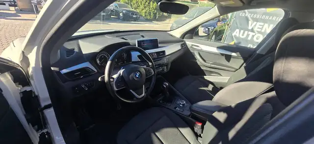 BMW X1 view 9