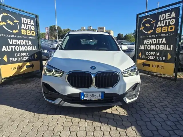 BMW X1 view 2