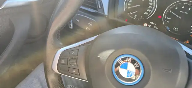 BMW X1 view 13