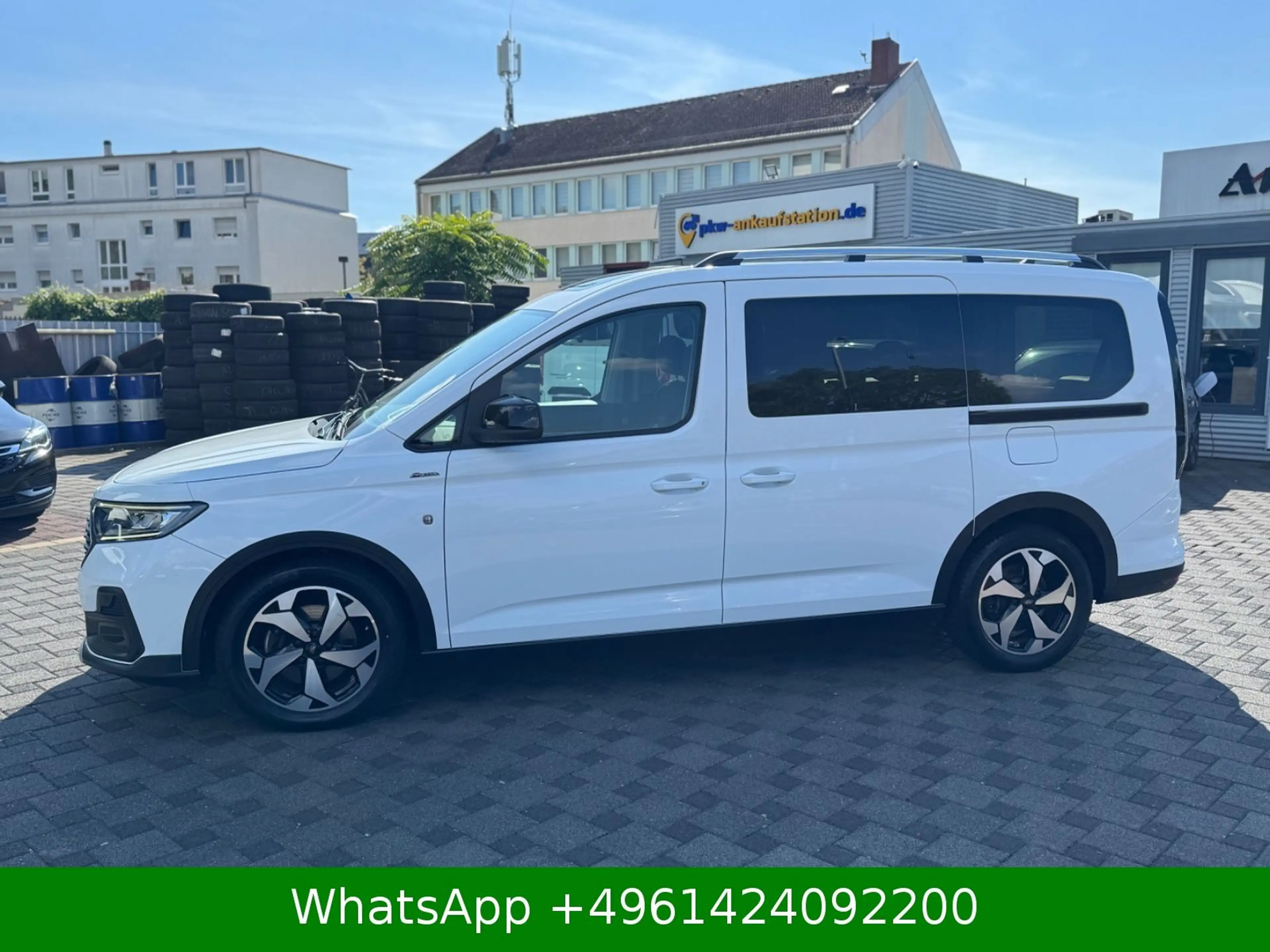 Ford Grand Tourneo Connect Active AHK|ACC|7SITZ|PANO — photo 3