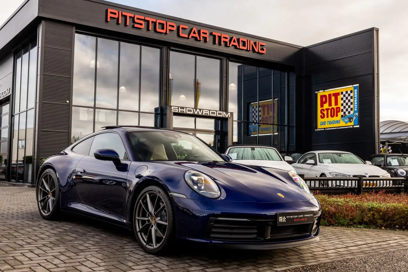 Porsche 992 992 3.0 Carrera, 385 PK, Pano, Sportuitlaat *Genti Blauw - 1