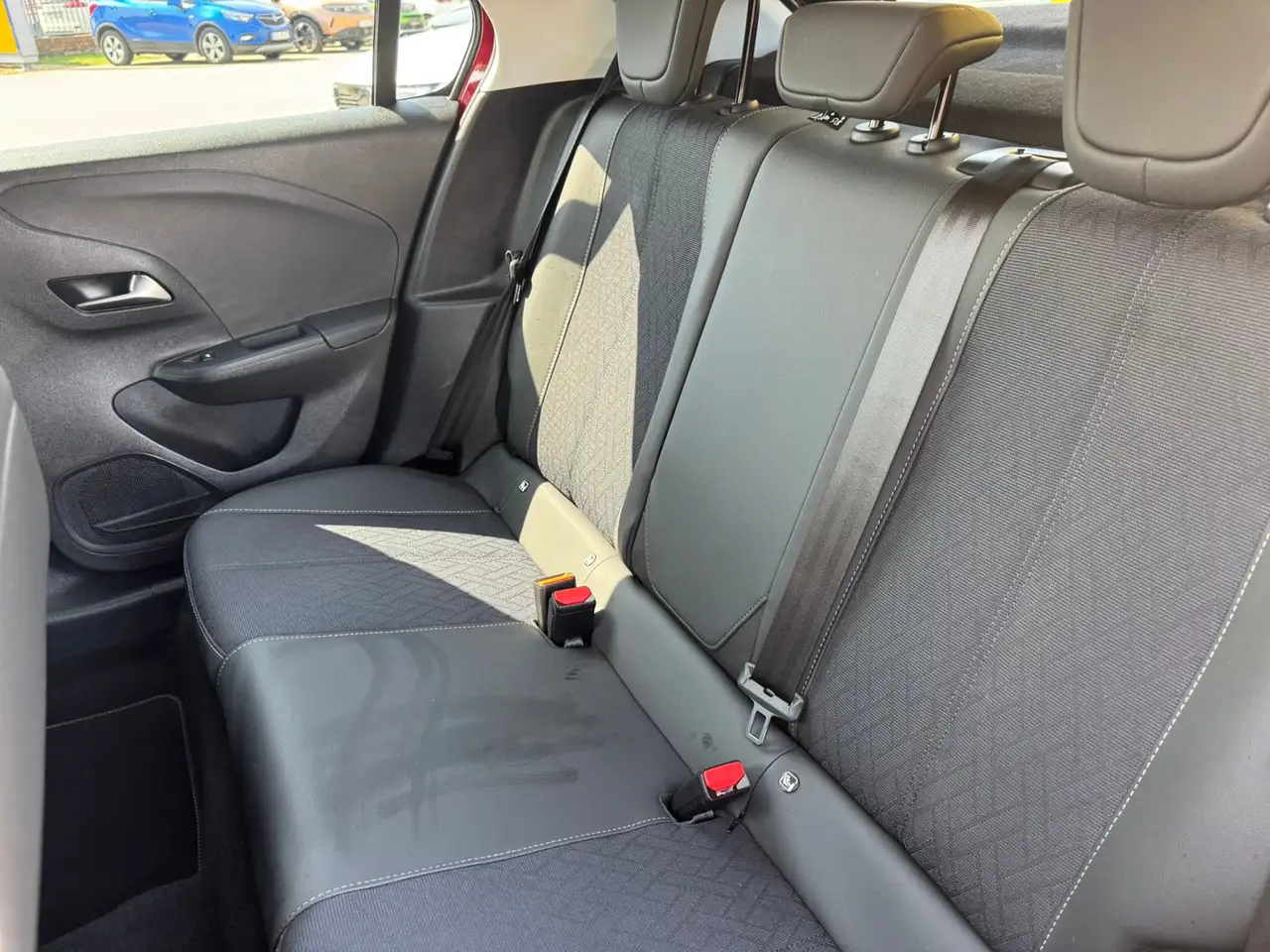Opel Corsa F e Elegance 14