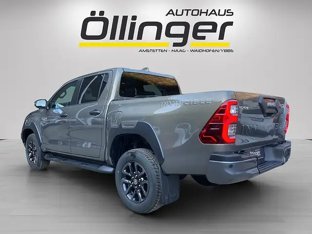 Toyota Hilux DK Invincible 4WD 2,8 D-4D MHEV Aut. Ansicht 4