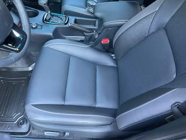 Toyota Hilux DK Invincible 4WD 2,8 D-4D MHEV Aut. Ansicht 8