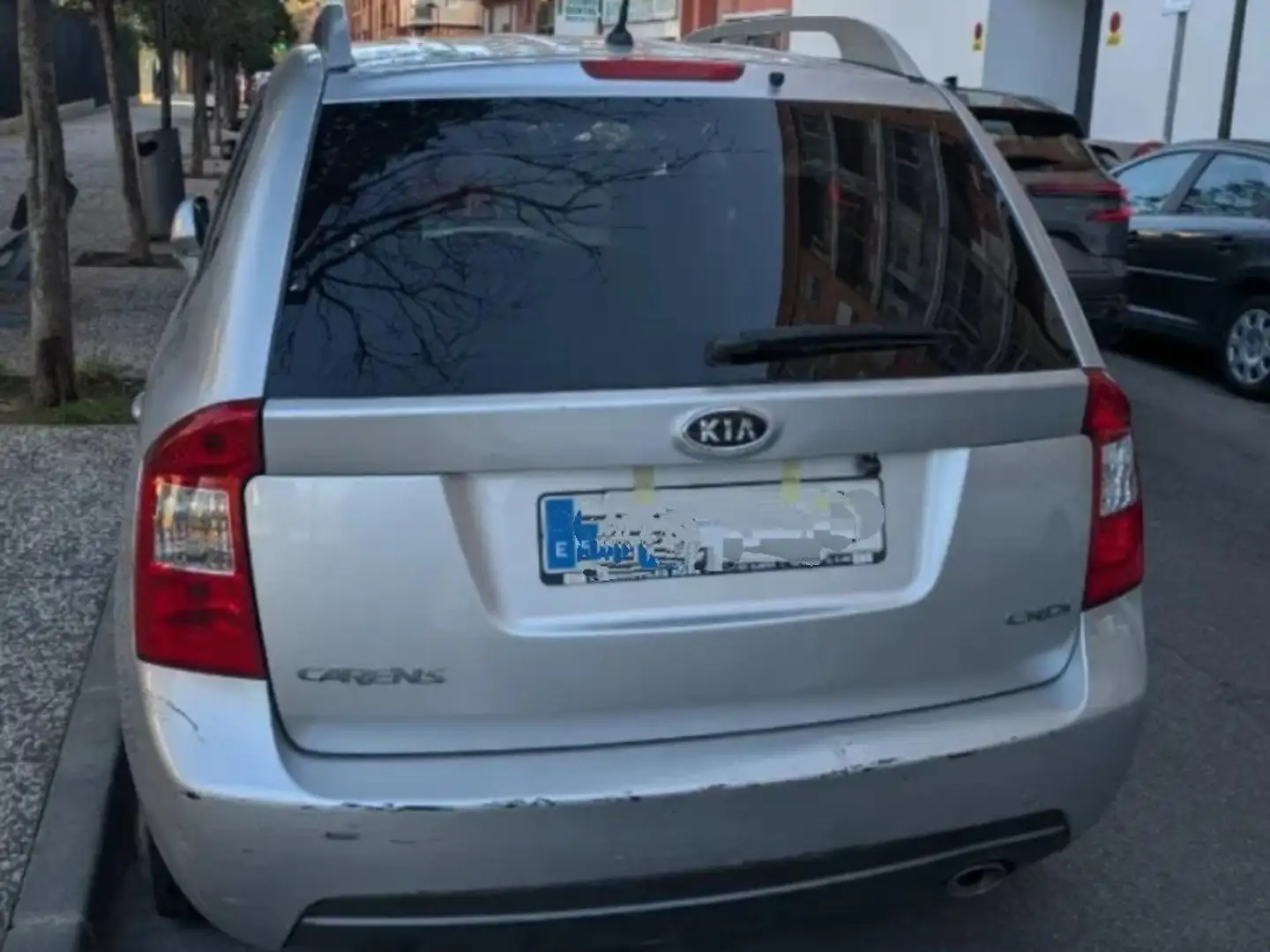 Kia Carens Carens 1.6CRDI Concept Concept Plateado - 2