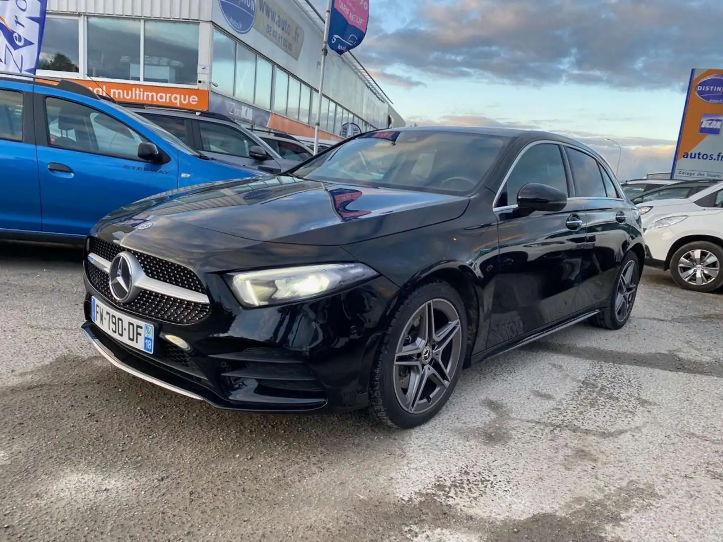 Mercedes-Benz A 250 A 250 e - BV 8G-DCT - AMG LINE Noir - 1