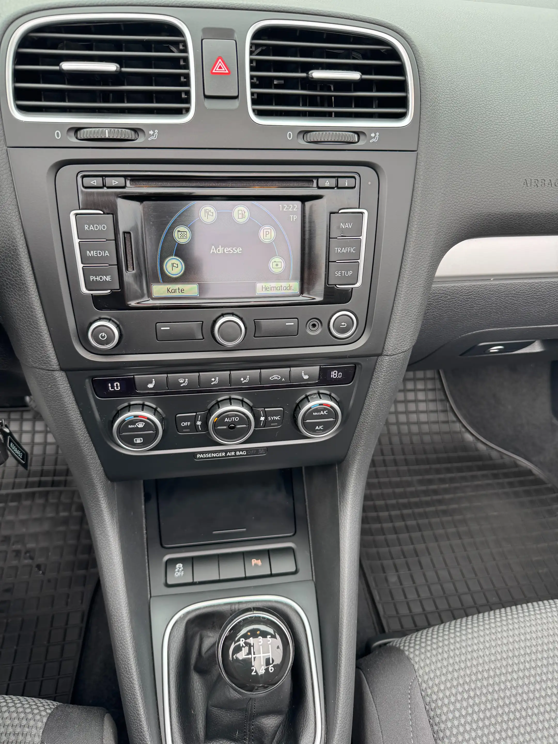 Volkswagen Golf Cabriolet Basis-NAV+Shzg+PDC — photo 11