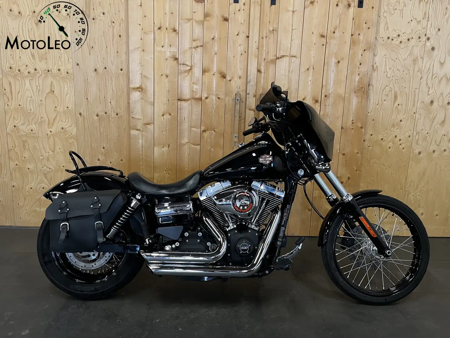 Harley-Davidson Dyna Wide Glide FXDWG Zwart - 1