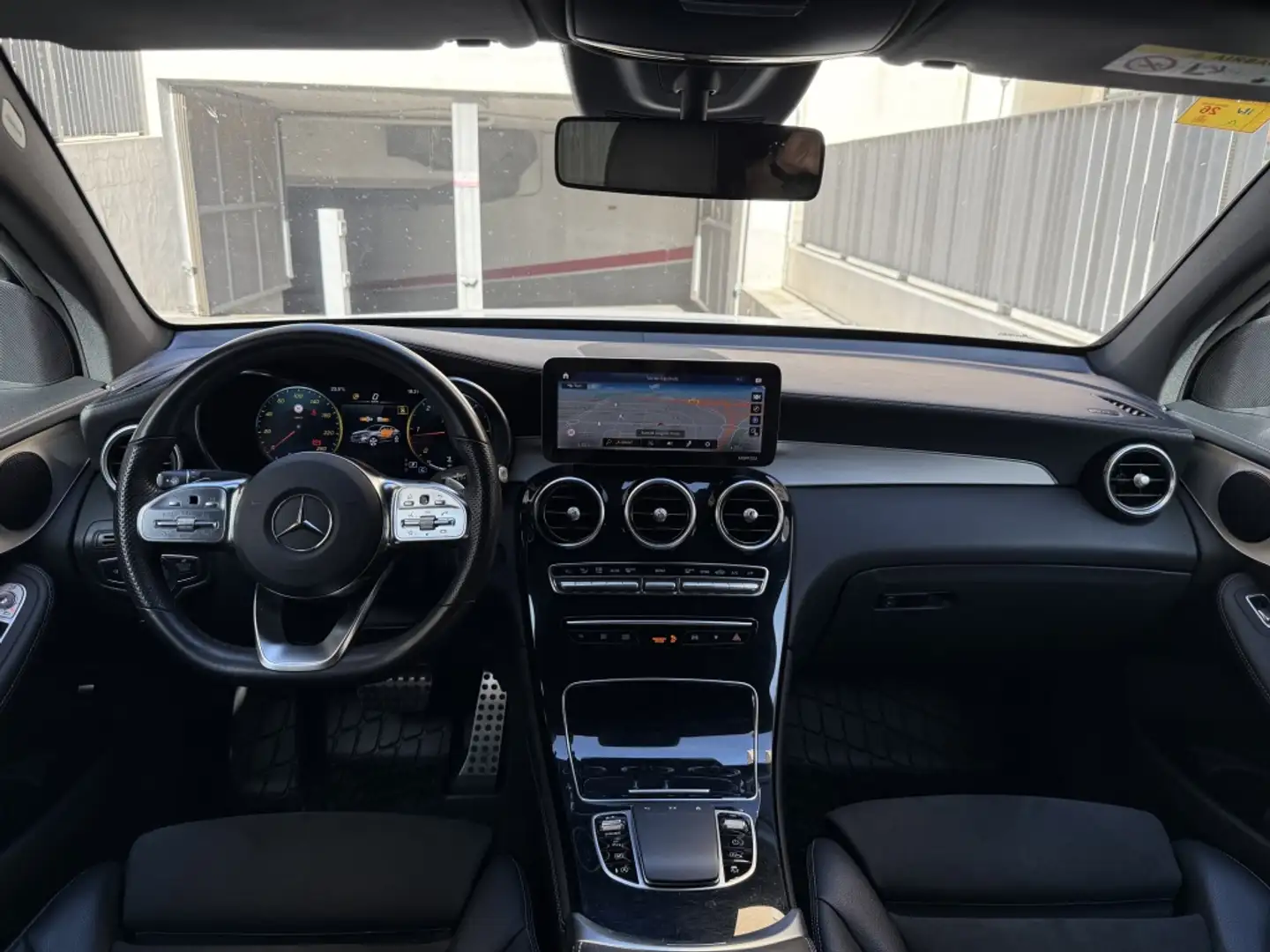 Mercedes-Benz GLC 220 220d 4Matic 9G-Tronic Wit - 2