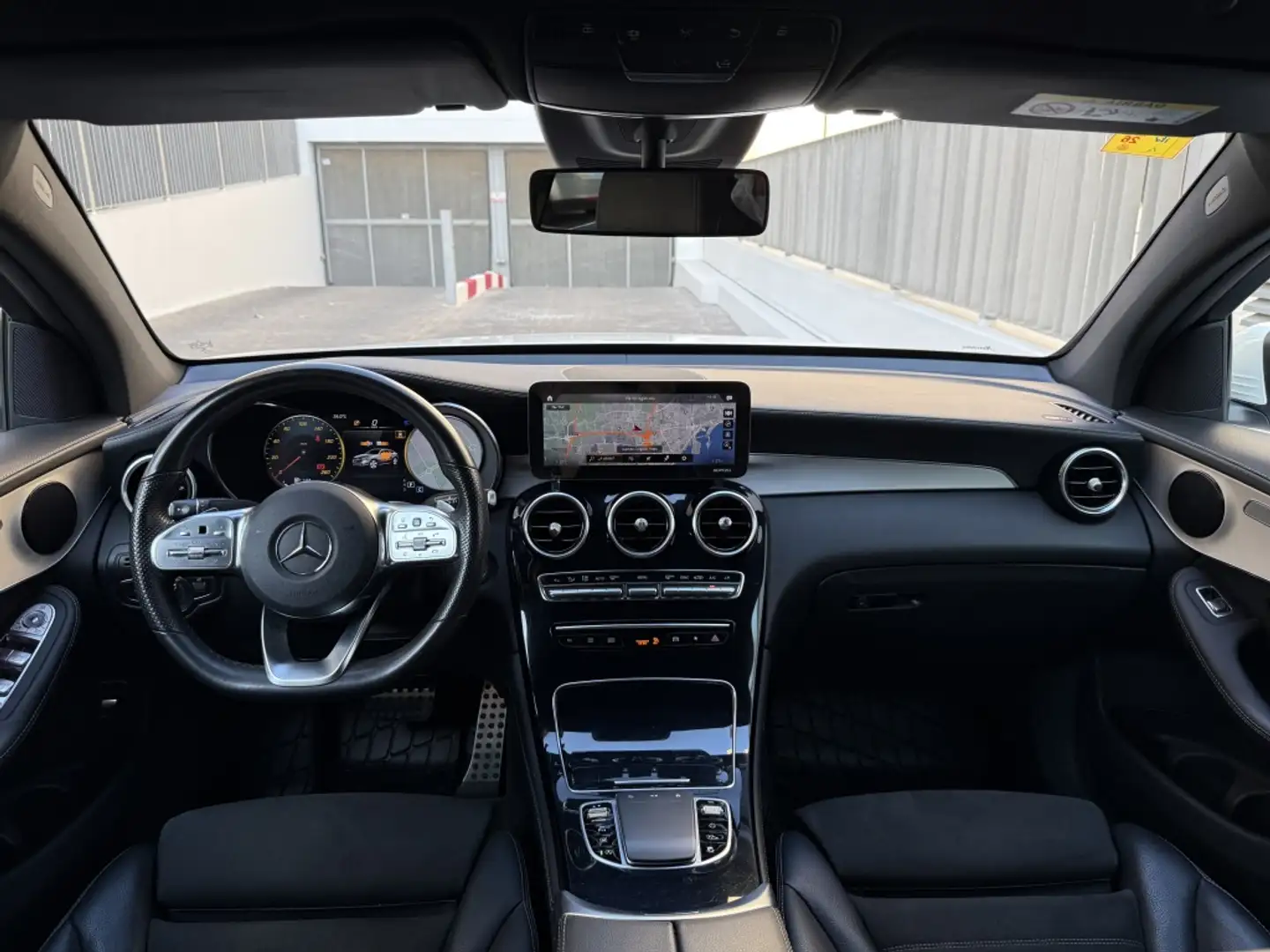 Mercedes-Benz GLC 220 220d 4Matic 9G-Tronic Alb - 2