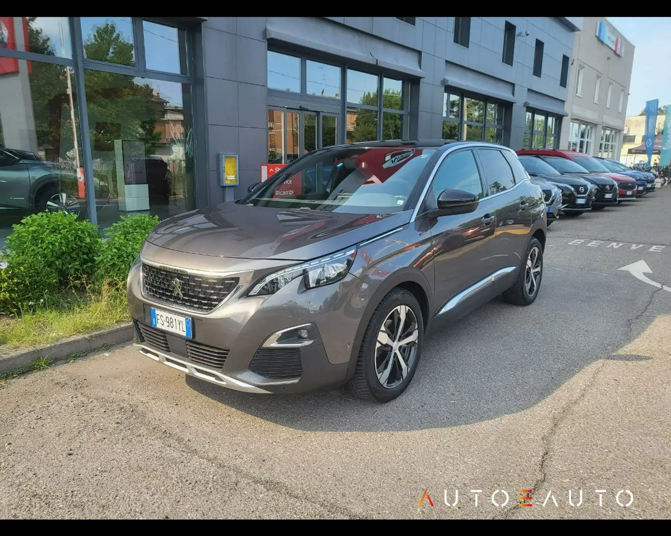 Peugeot 3008 1.5 bluehdi GT Line s&s 130cv Gris - 1