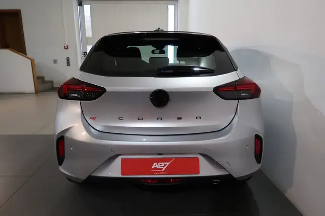 Opel Corsa view 9