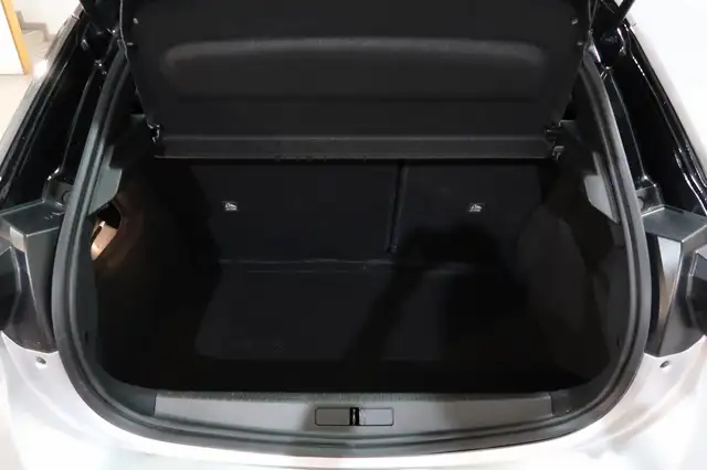 Opel Corsa view 23