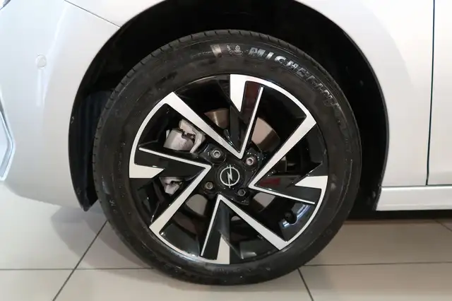 Opel Corsa view 12