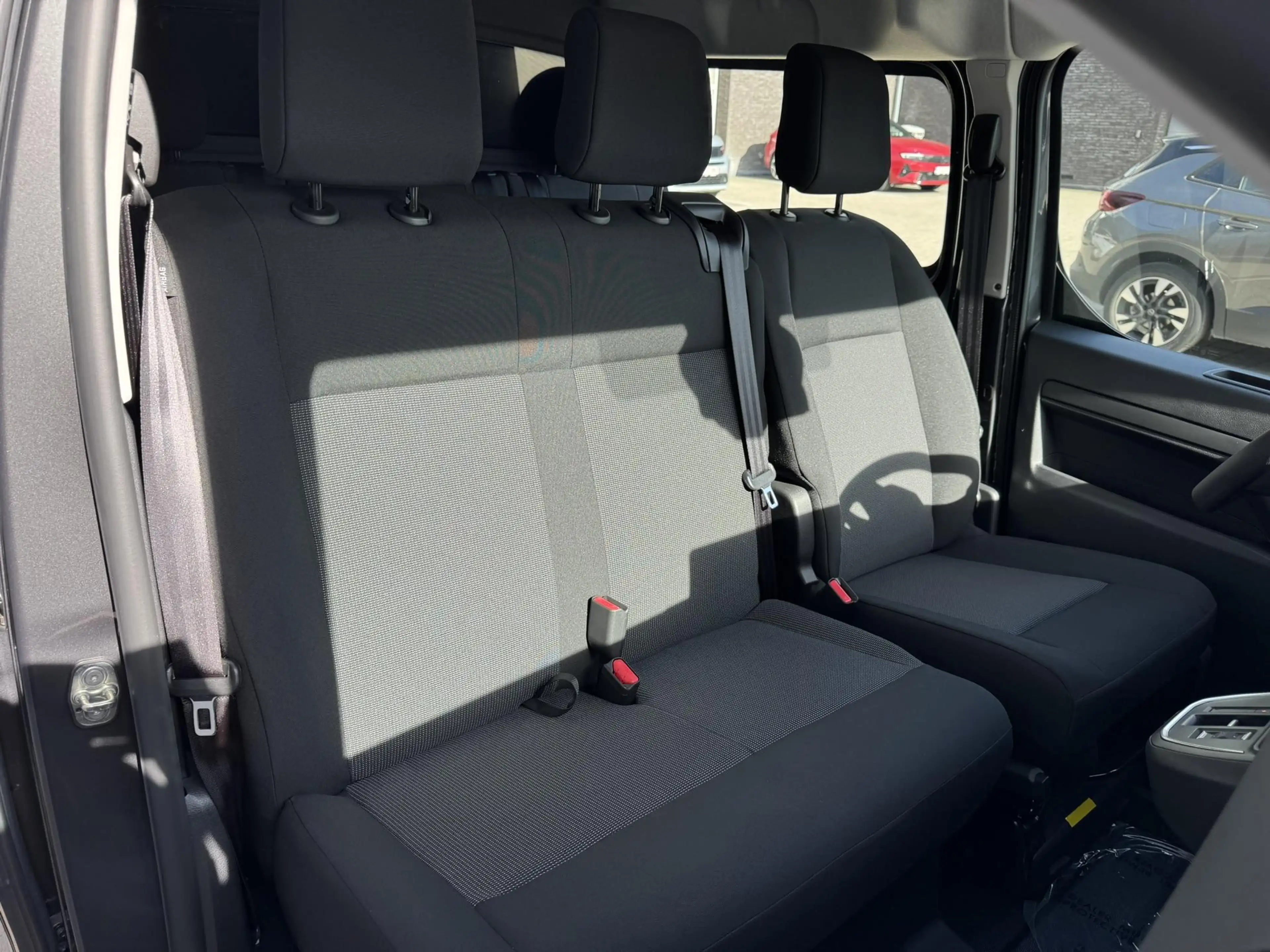 Opel Vivaro 2.2TD 180PK AUT. DUB CAB 6 ZIT CAMERA/CARPLAY/PARK — photo 10