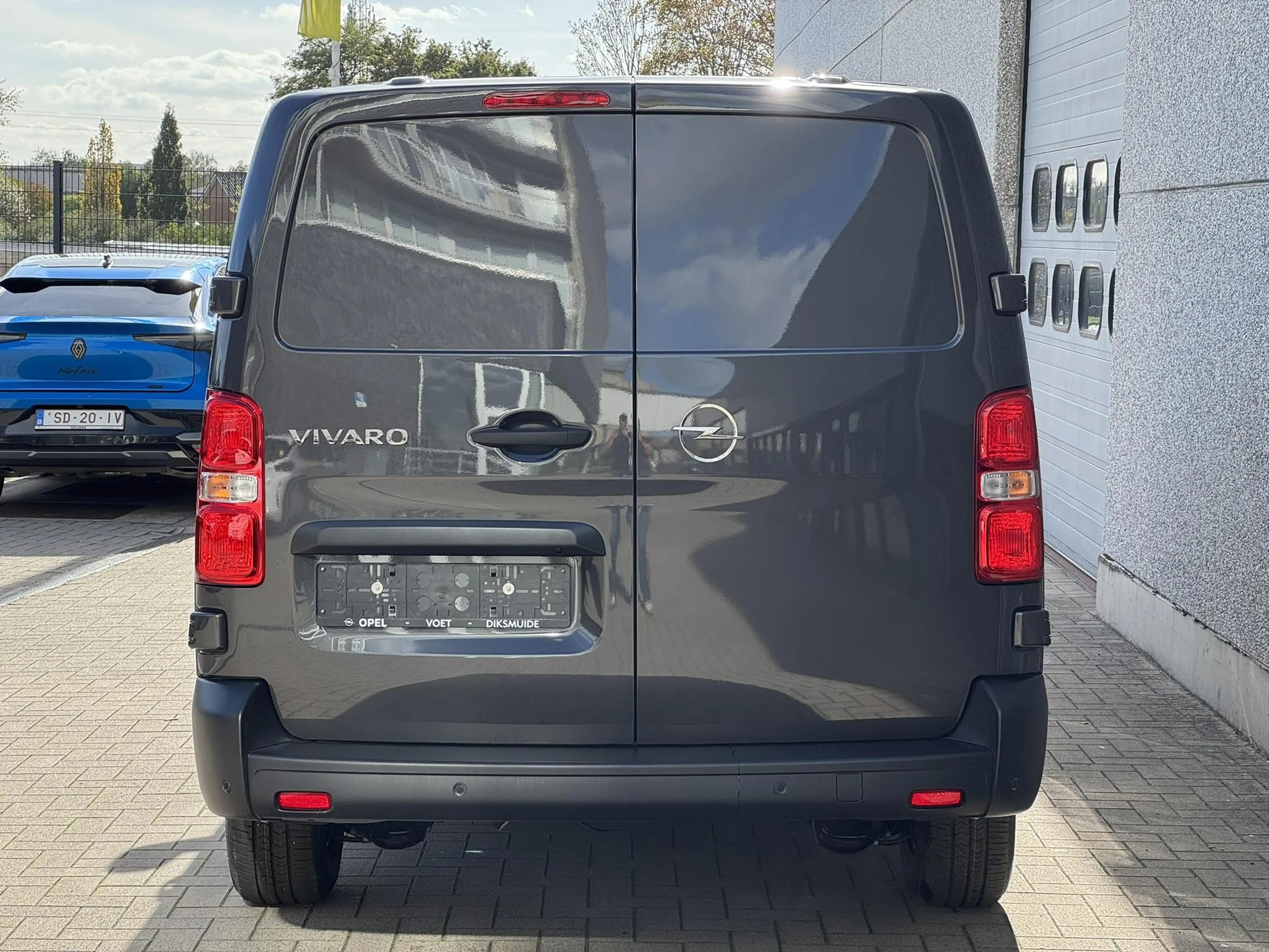 Opel Vivaro 2.2TD 180PK AUT. DUB CAB 6 ZIT CAMERA/CARPLAY/PARK — photo 4
