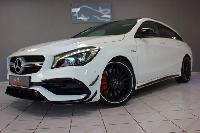 Mercedes-Benz CLA 45 AMG 4M DCT~DEUTSCH+PANO+RFK+NIGHT~