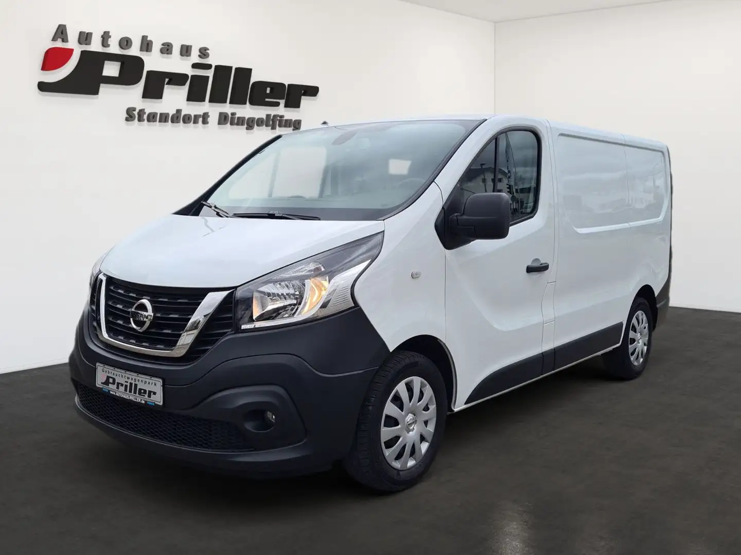 Nissan NV300 Kasten L1H1 2,7t COMFORT/Kamera/AHK/SHZ/ Alb - 1