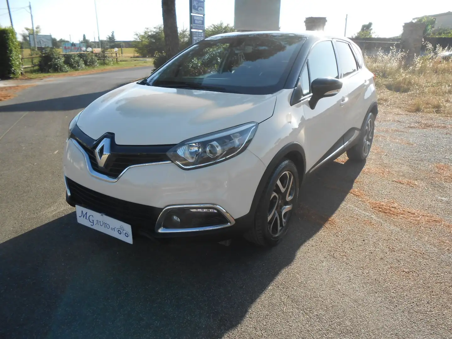 Renault Captur Captur 2013 1.5 dci Intens (energy r-link) 90cv E6 Beige - 1