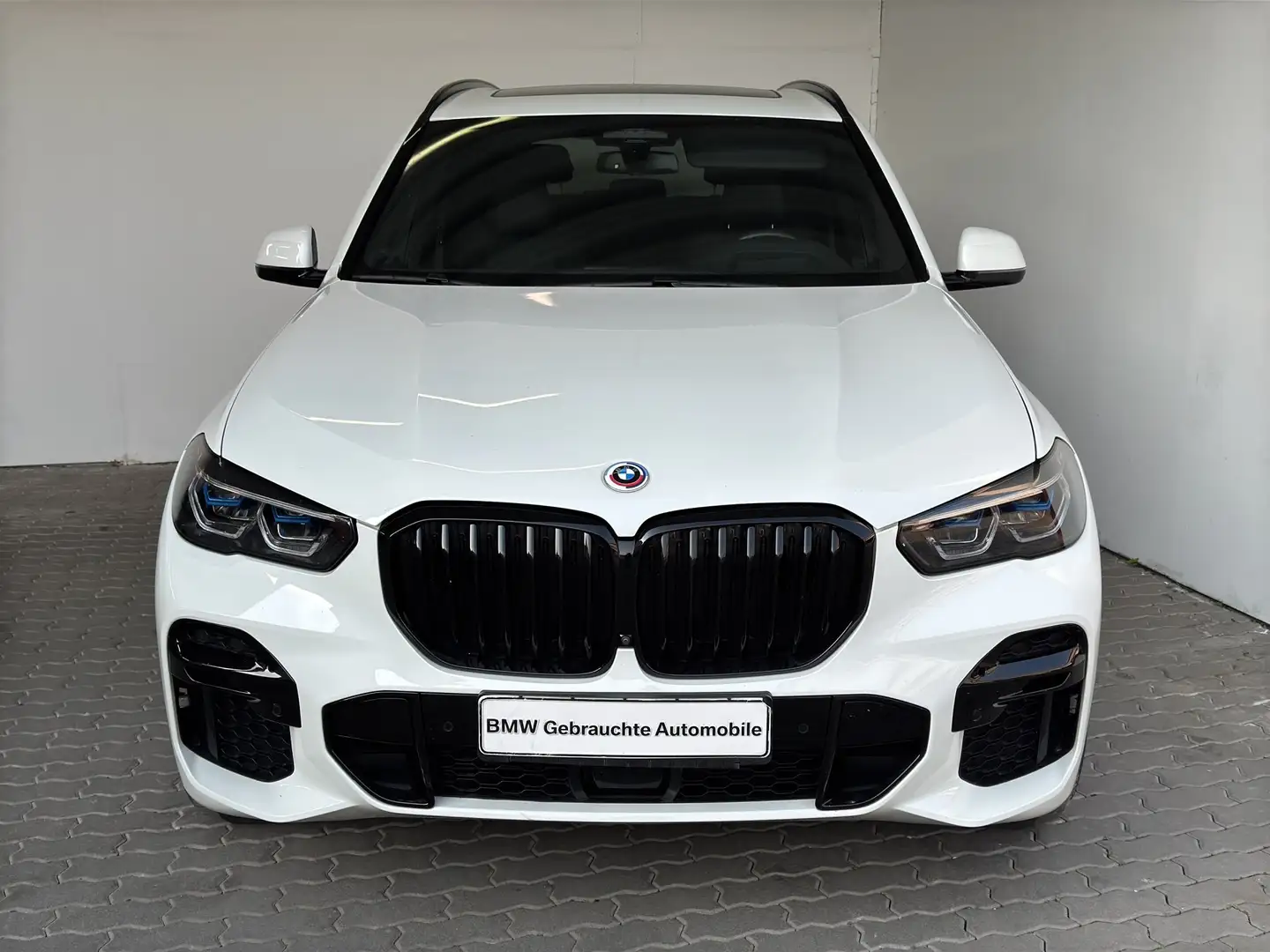 BMW X5 xDrive45e M Sport Navi.Laser.HuD.ACC.360°.HK Weiß - 1