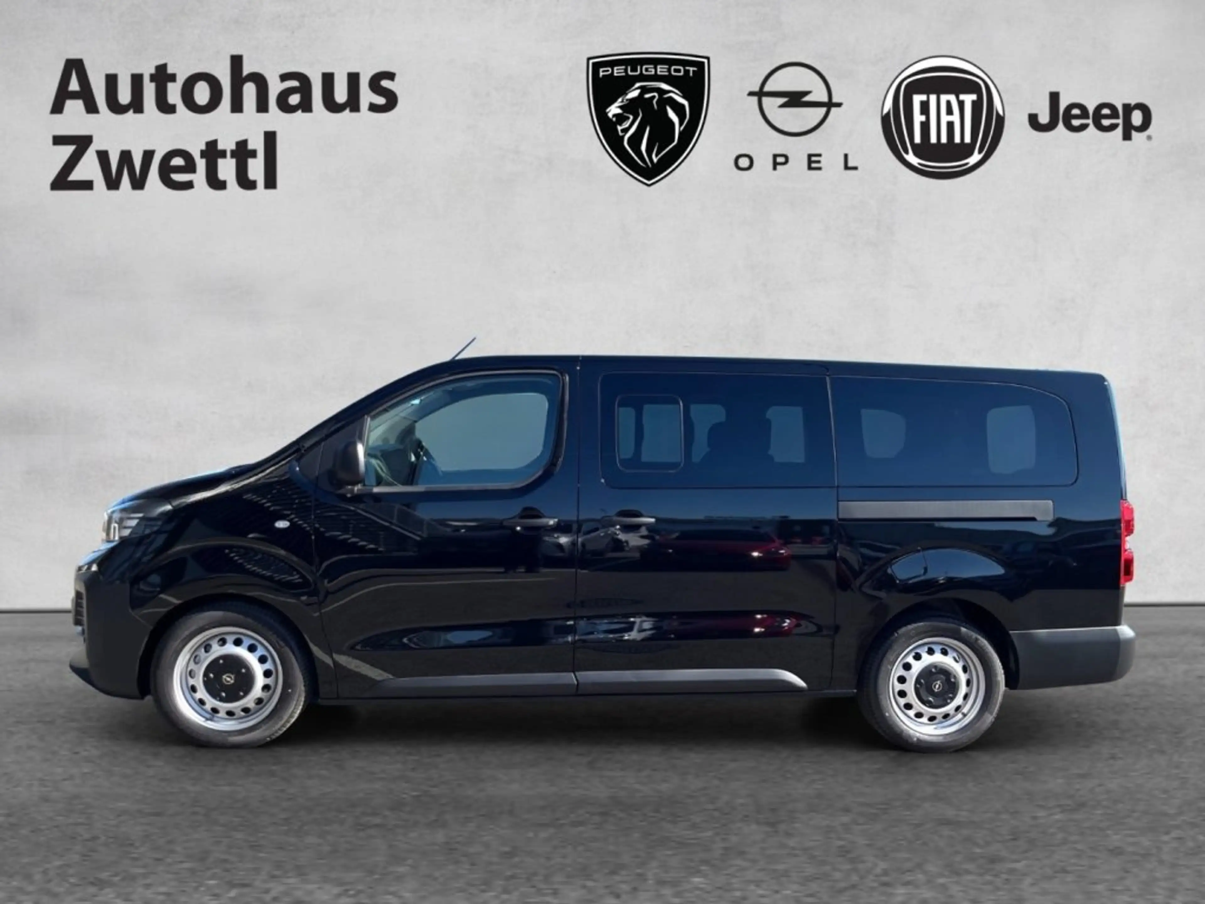 Opel Vivaro Kombi XL BHDI 180 AT8 9-Sitze — photo 3