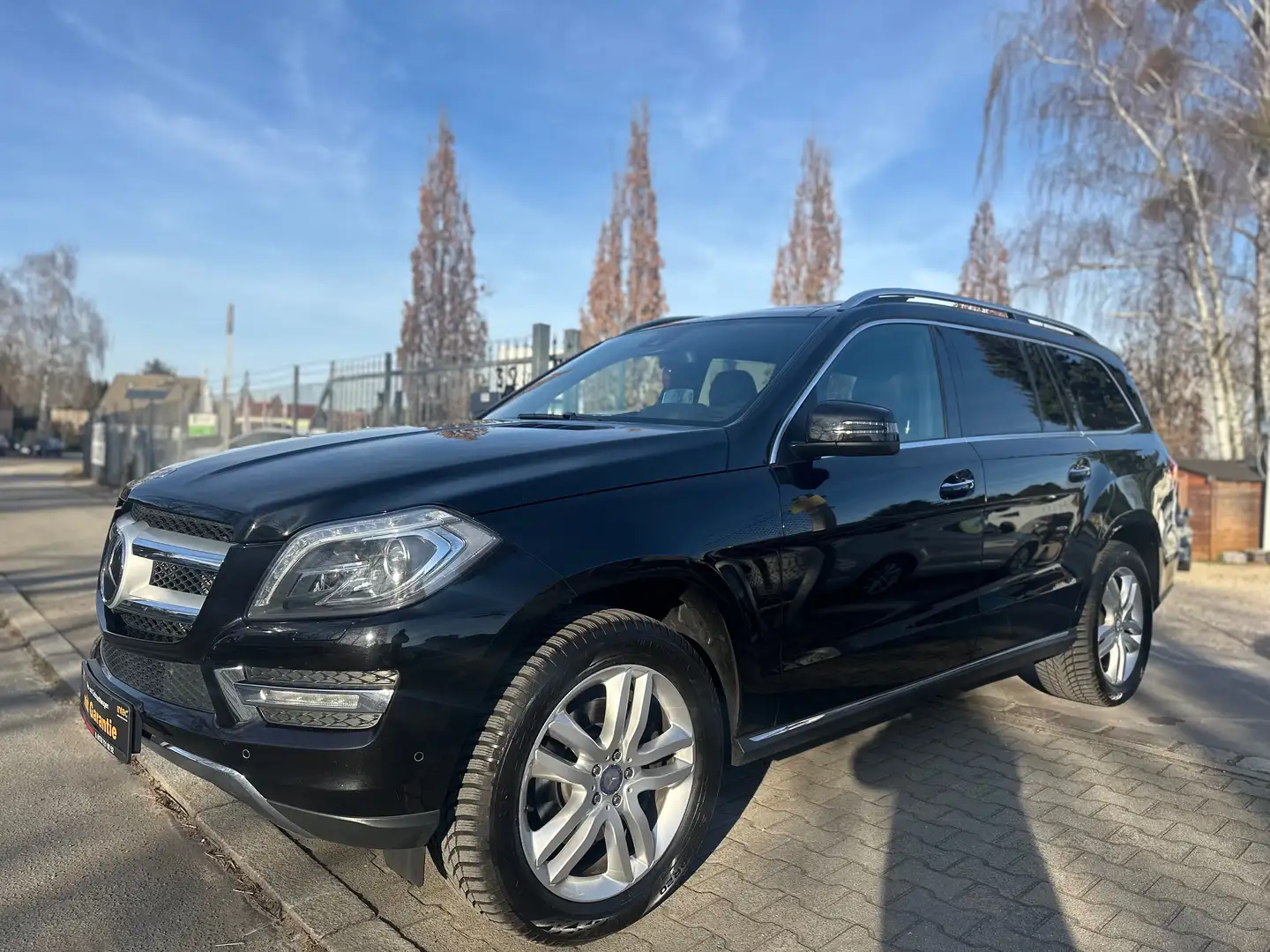 Mercedes-Benz GL 350 BlueTec 4Matic,LÜCKENLOS MB SCHECKHEFT," VOLL " Negru - 1