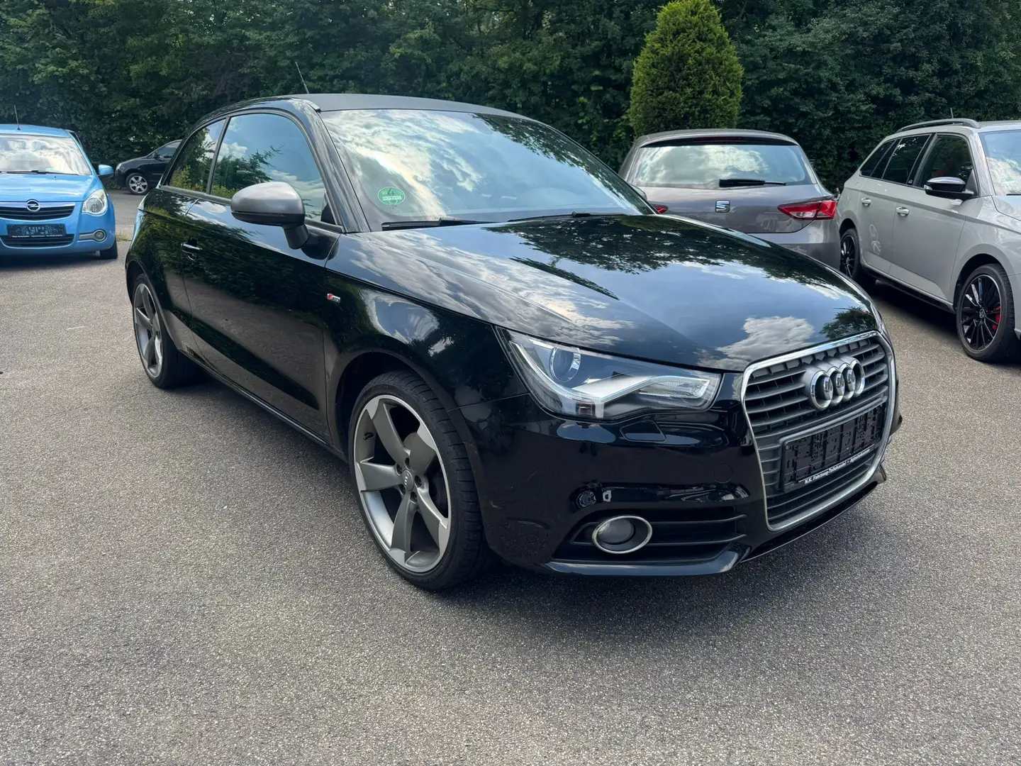 Audi A1 S line Sportpaket 1.2 TSI *Xenon* Schwarz - 2