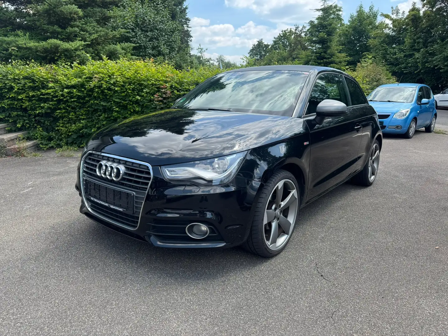 Audi A1 S line Sportpaket 1.2 TSI *Xenon* Schwarz - 1