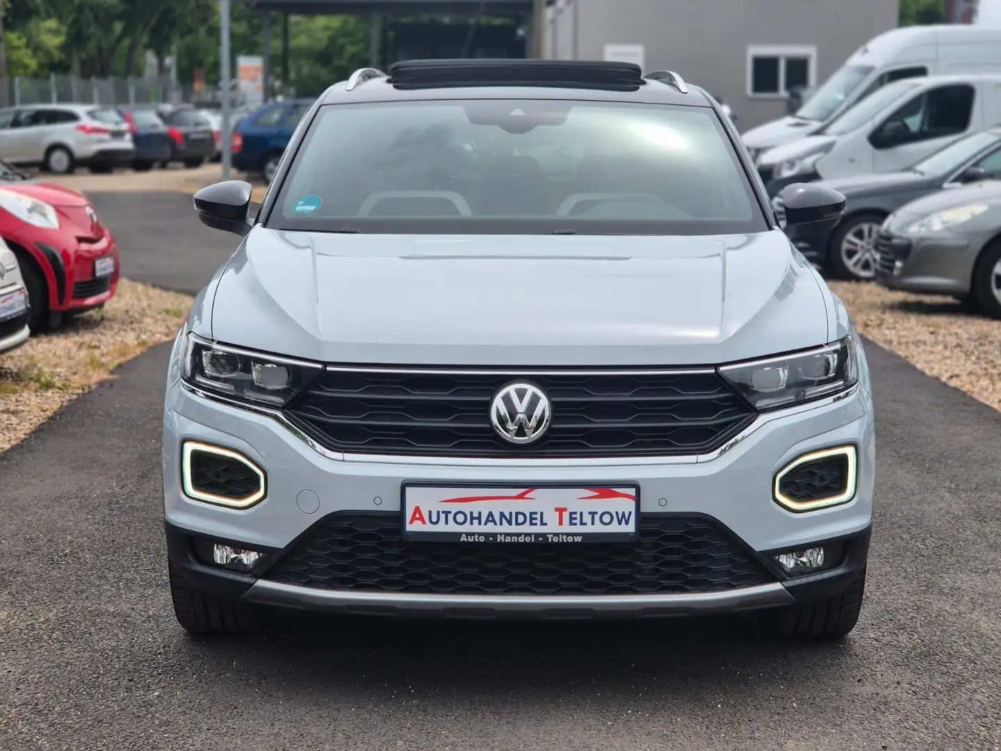 Volkswagen T-Roc Sport 4Motion *Panoramadach *LED Zilver - 2