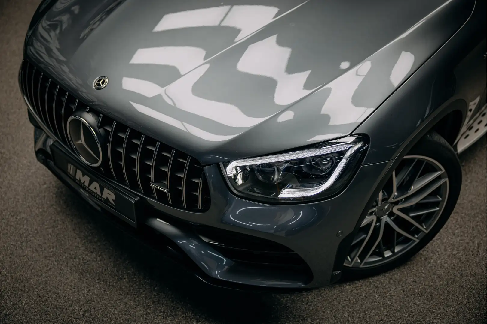 Mercedes-Benz GLC 43 AMG 4MATIC Premium Plus Goed uitgevoerde GLC AMG 43 Šedá - 2