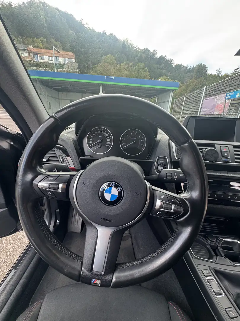 BMW 116 116i Sport Line Schwarz - 2
