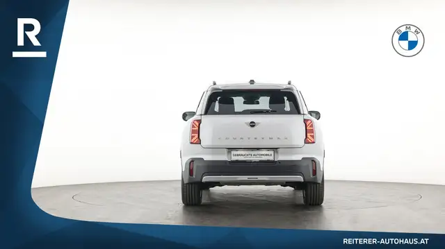 Mini Countryman view 5