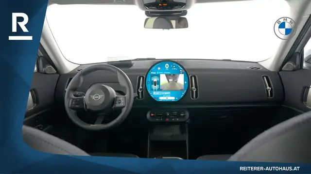 Mini Countryman view 13