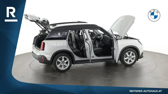 Mini Countryman view 12