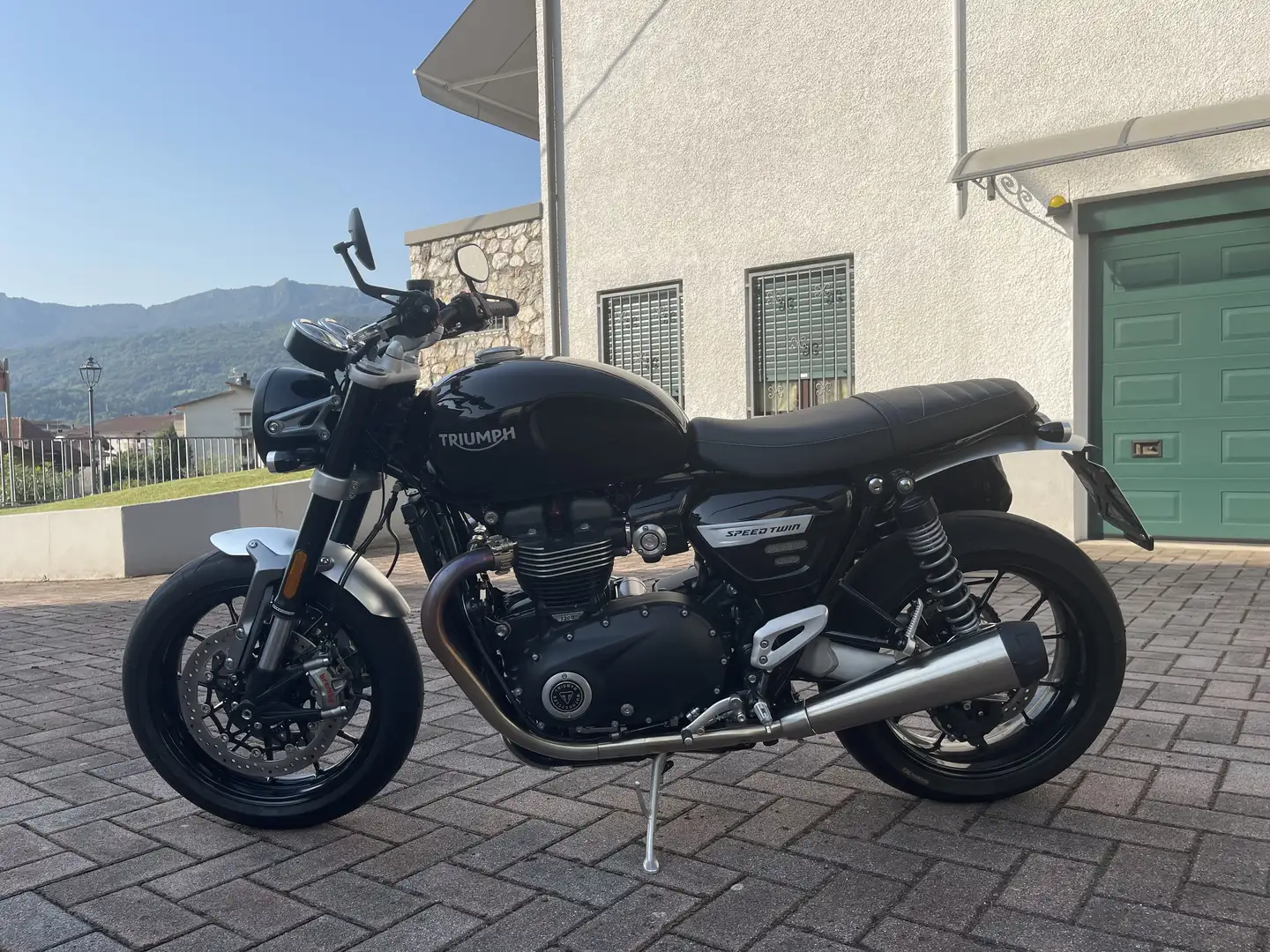 Triumph Speed Twin Triumph Speed Twin 1200 nera - 1