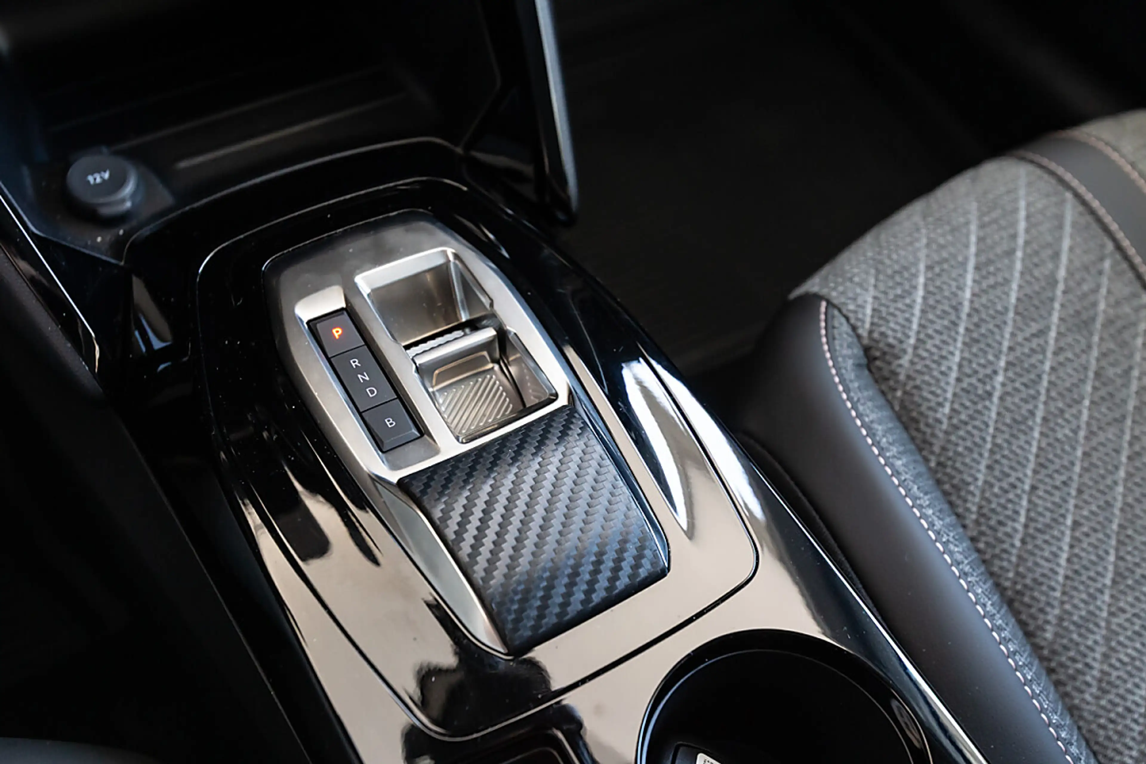 Peugeot e-208 208(e-) Elektromotor (e-) Allure — photo 10