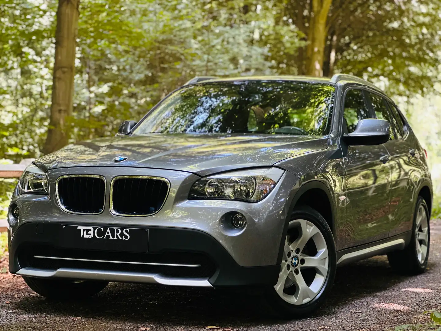 BMW X1 X1 2.0 dA // BOITE AUTOMATIQUE \\ ** 76.000 KM ** Argent - 1