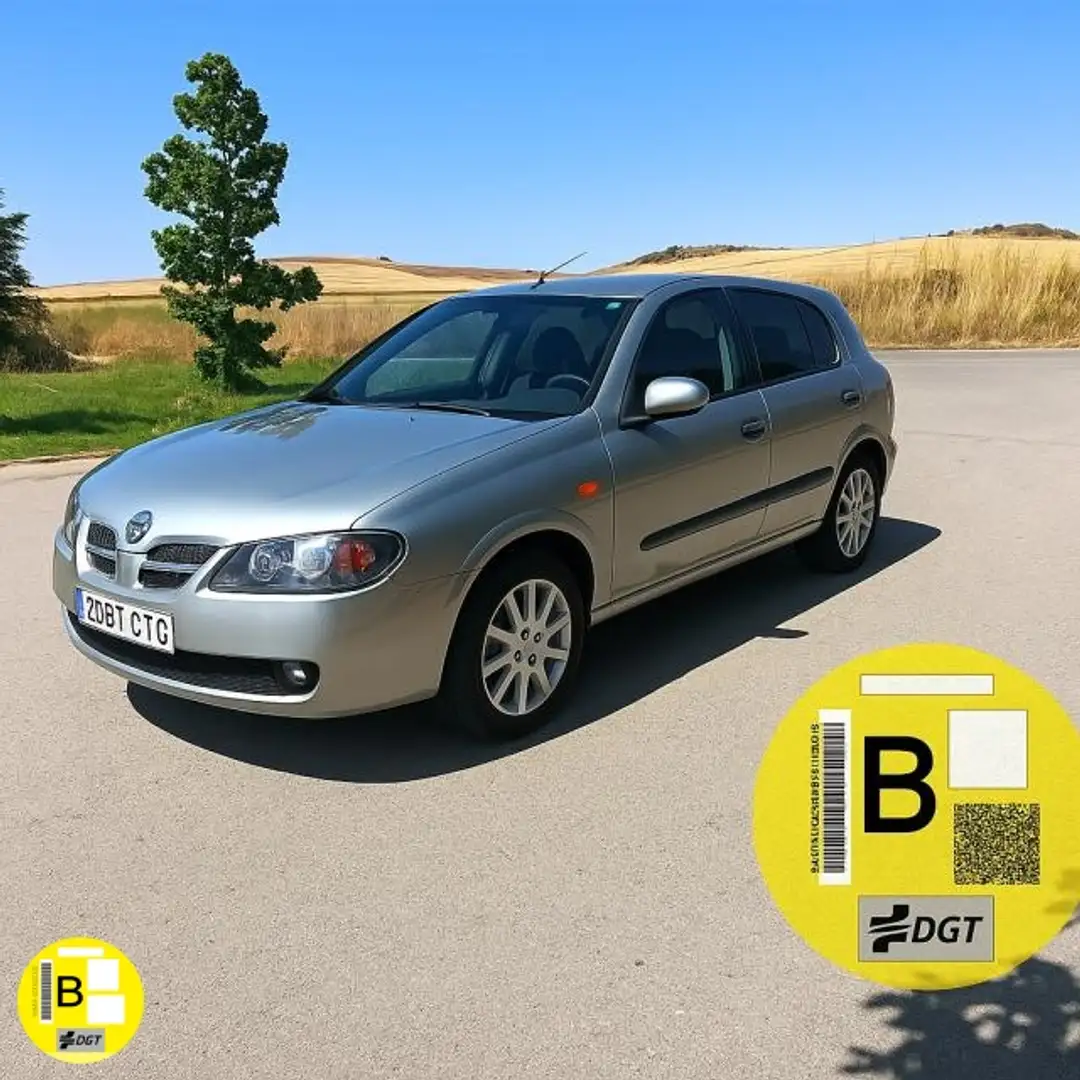 Nissan Almera 1.8 Acenta Gris - 1