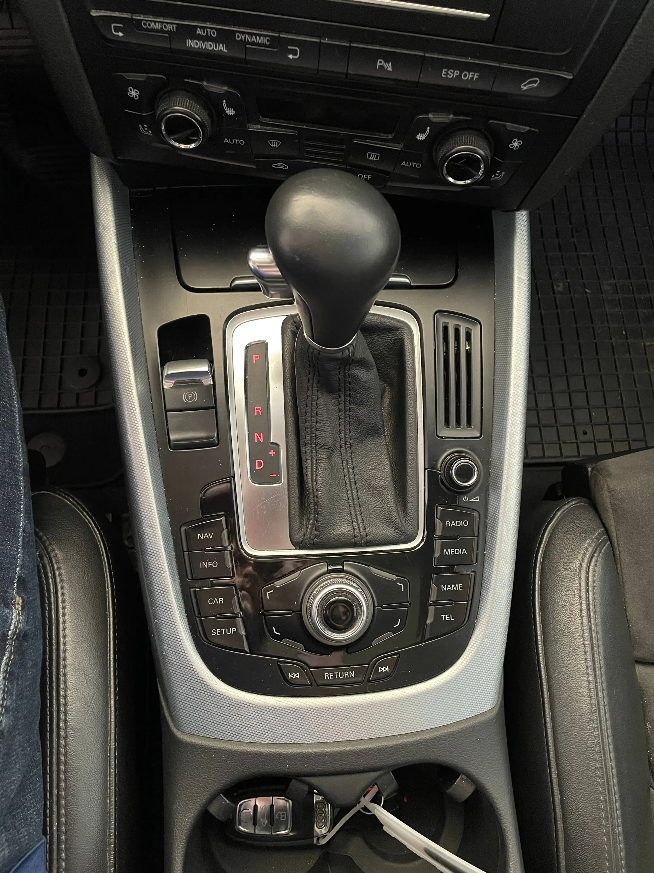 Audi Q5 3.0 TDI 176 kW quattro — photo 14