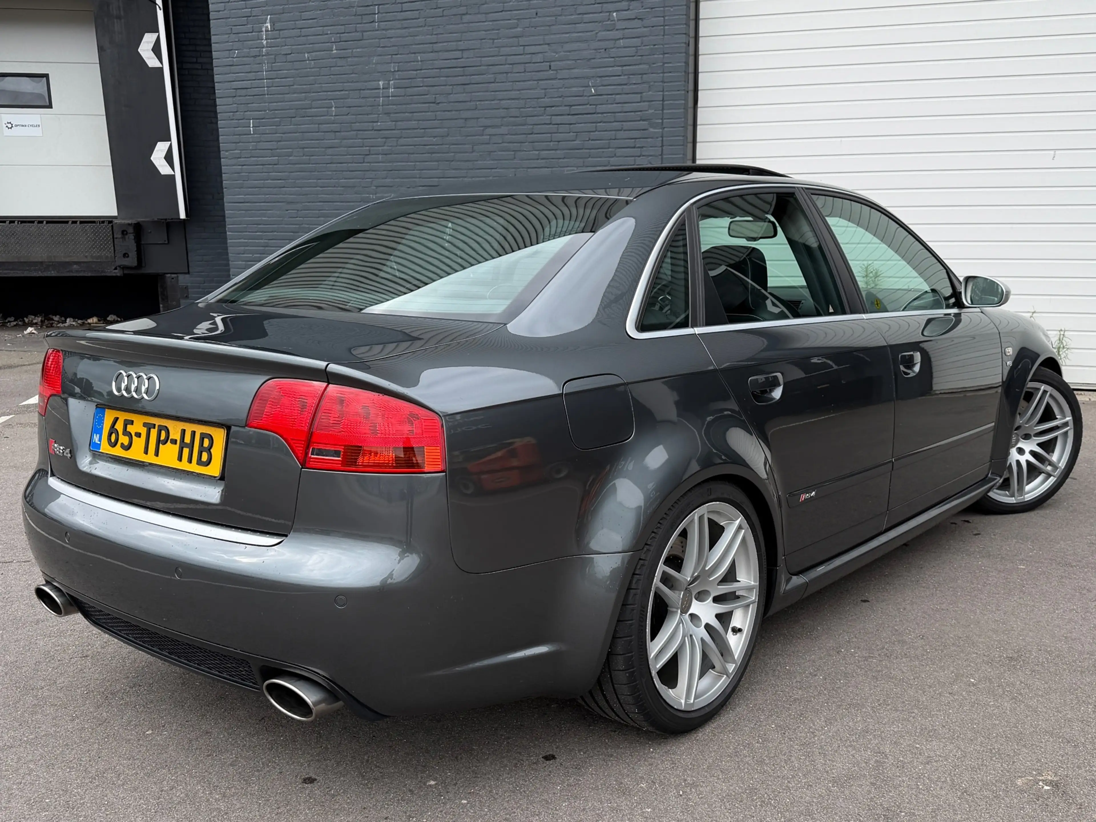 Audi RS4 A4 Limousine 4.2 V8 quattro B6 SCHUIFDAK/LEDER/STO — photo 11